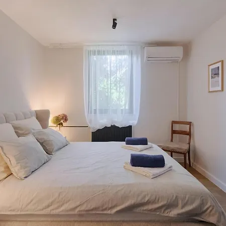 Holiday home Aavaas
