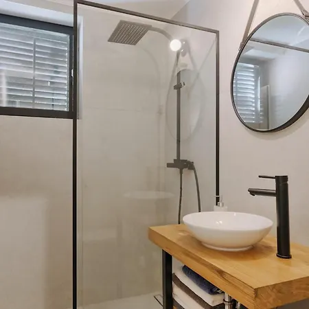 Aavaas Semesterbostad