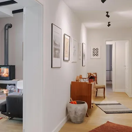 Aavaas Semesterbostad *